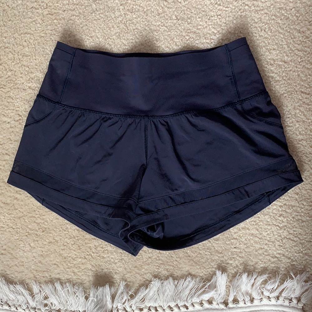 Lululemon Shorts, Size 4